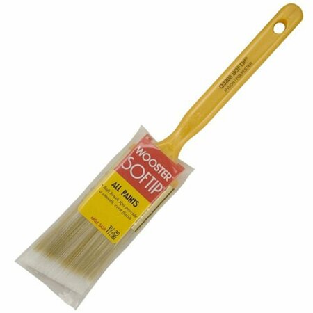 LIGHT HOUSE BEAUTY Q3208-1-1-2 1.5 in. Softip Angle Sash Nylon & Polyester Paintbrush LI3858909